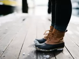 Descubre las tendencias en botas borreguito para mujer: Marcas populares y opciones impermeables