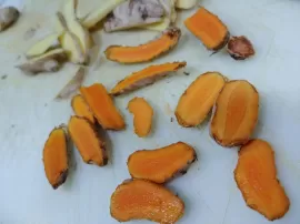 Beneficios para la salud con infusión de jengibre y tomillo.