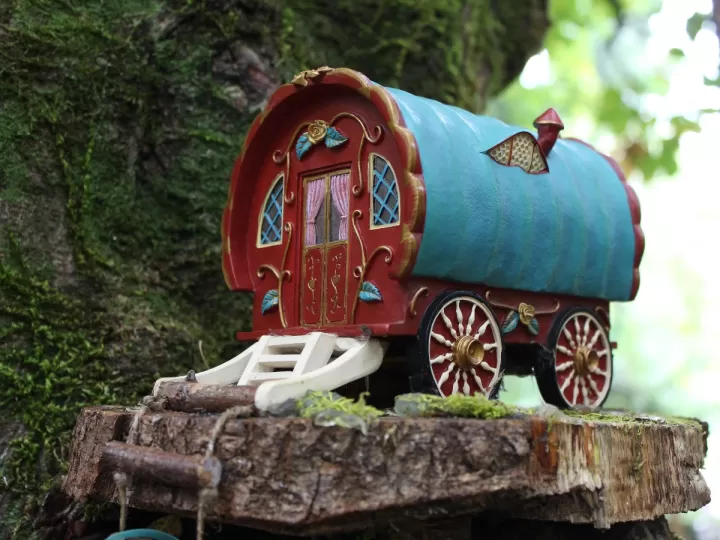 agua de loewe caravan