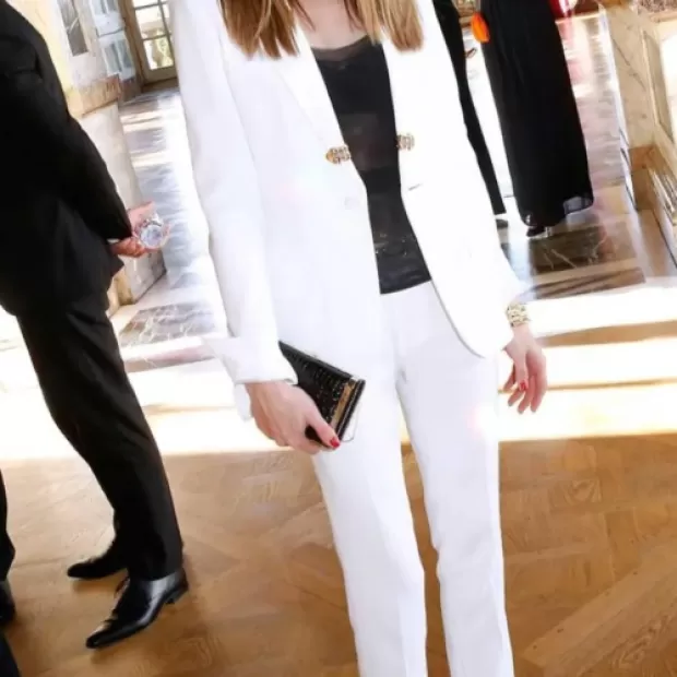 Como combinar un pantalón blanco de vestir