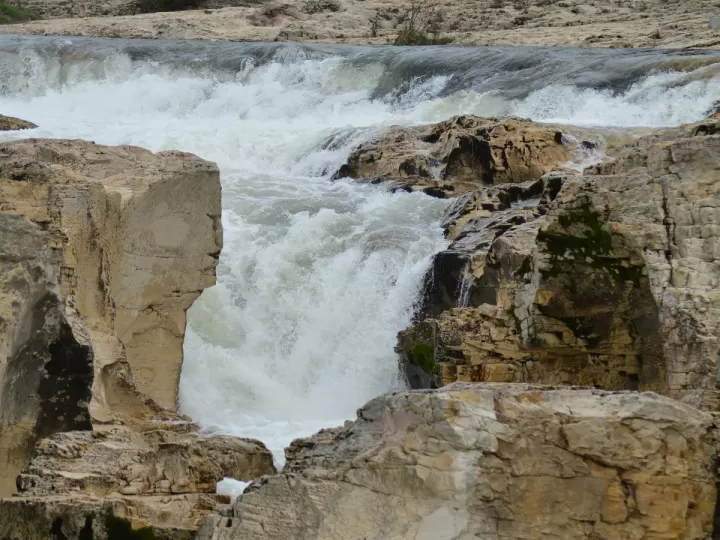 como saber si hay agua en un terreno