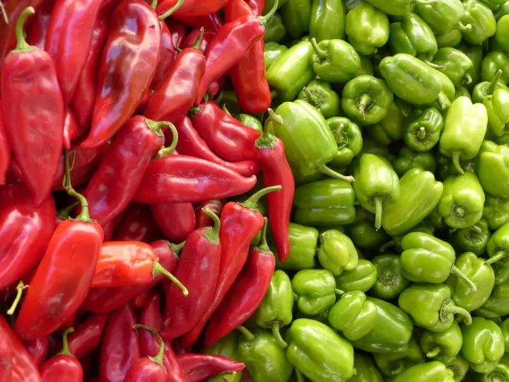 contraindicaciones del pimiento verde