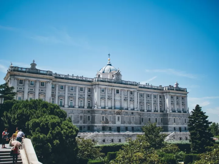 criada que era sirviente en el palacio real