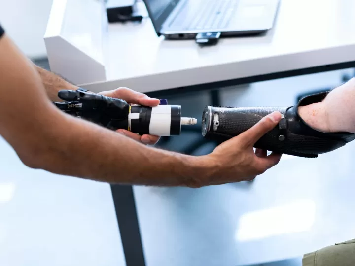 cuánto tardan en acomodarse las prótesis