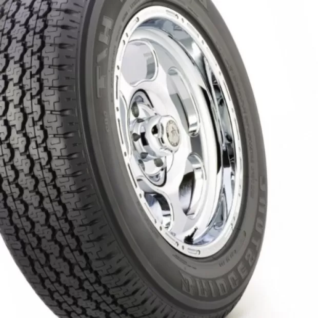 Cuantos kilómetros dura un neumático Bridgestone
