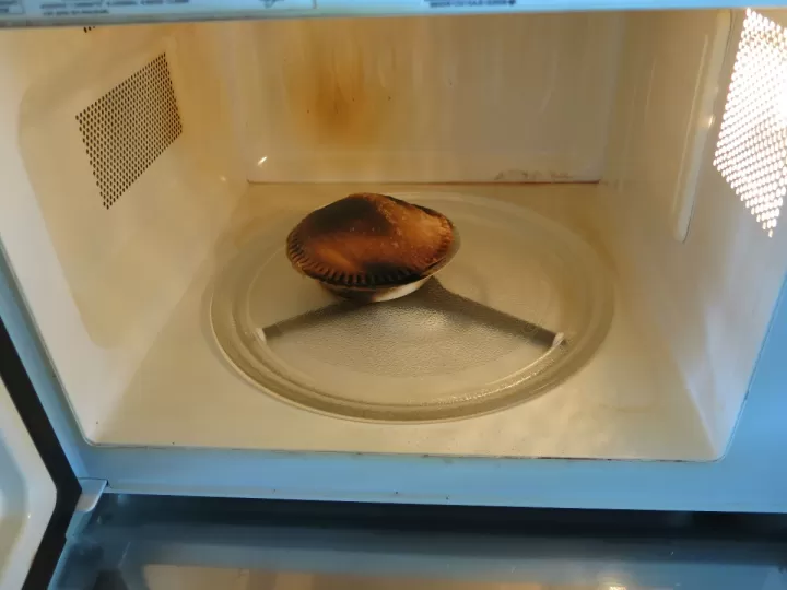 el horno eléctrico se apaga después de un rato