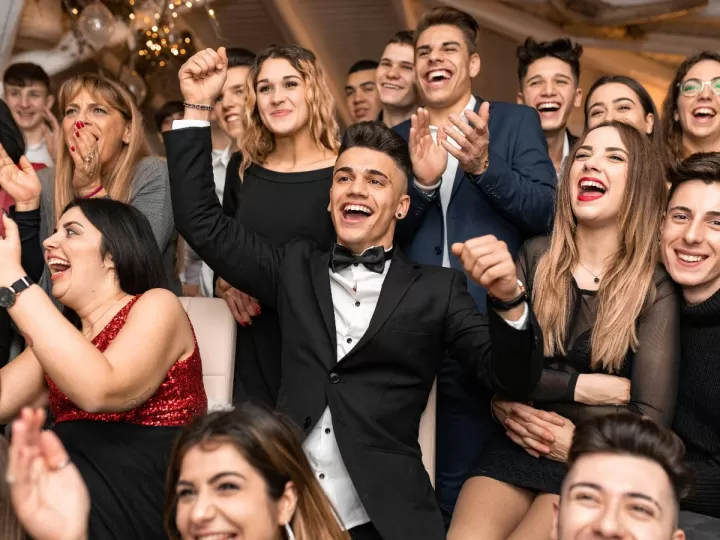 fajin mujer fiesta