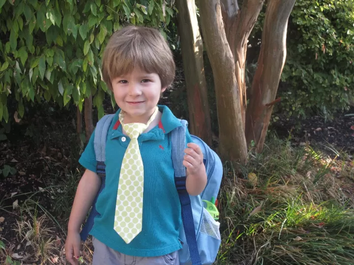 mochila bebe nenuco