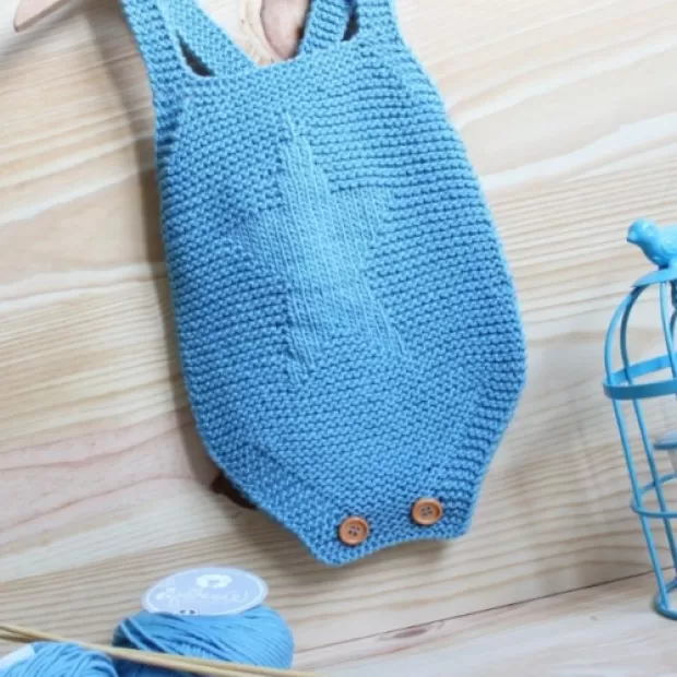 Patrones pelele punto bebé gratis