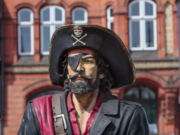 perneras piratas ciclismo