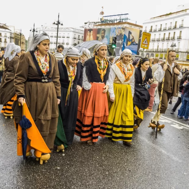 ropa medieval mujer guerrera