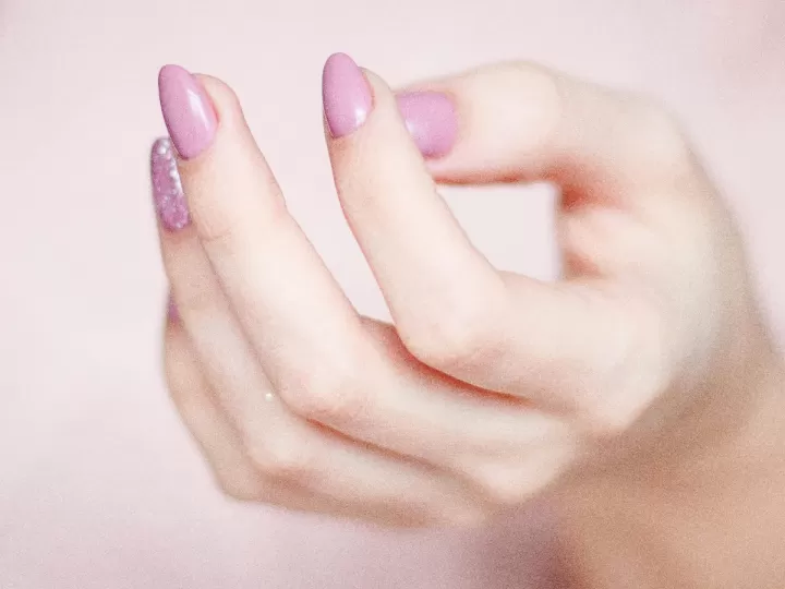 tiempo secado uñas lámpara led